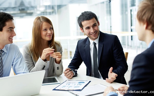 钮盈闭式冷却塔:怎么选择闭式循环冷却塔以及厂家